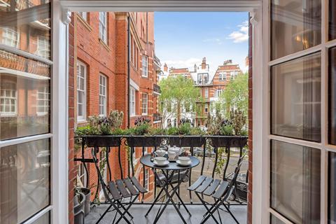 3 bedroom flat for sale, Ashley Gardens, Emery Hill Street, Westminster, London, SW1P