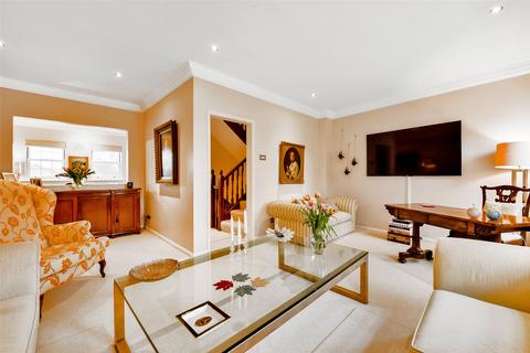 4 bedroom terraced house for sale, Queens Acre, Windsor, Berkshire, SL4