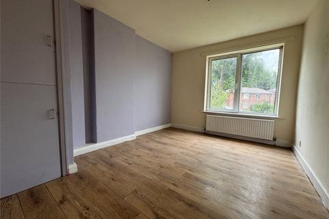 3 bedroom semi-detached house to rent, Rochdale, Greater Manchester OL11