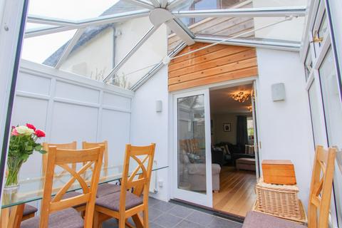 2, Halls Garden Village Way, Aylesbeare, Exeter, EX5 2FD