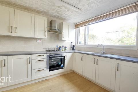 3 bedroom end of terrace house for sale, Sleaford Green, Norwich