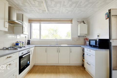3 bedroom end of terrace house for sale, Sleaford Green, Norwich