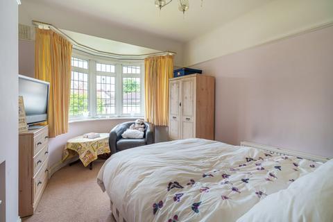 2 bedroom bungalow for sale, Addisons Close, Croydon