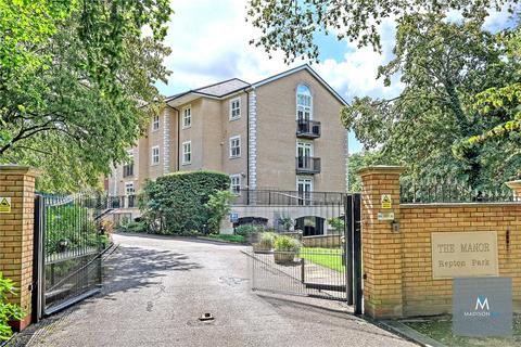 2 bedroom apartment to rent, Woodford Green, Greater London IG8