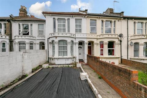 4 bedroom terraced house for sale, London NW10