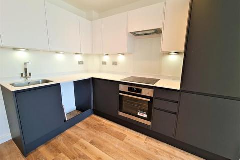 1 bedroom apartment to rent, Trinity Place, Woking GU21