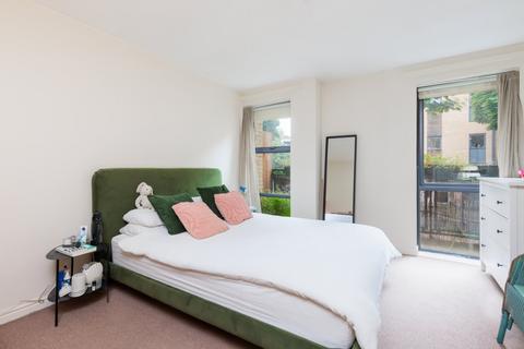 2 bedroom apartment to rent, Woodmill Road, London, E5