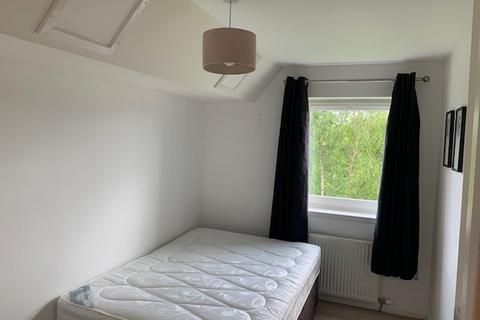2 bedroom flat to rent, Rubislaw View, Aberdeen AB15