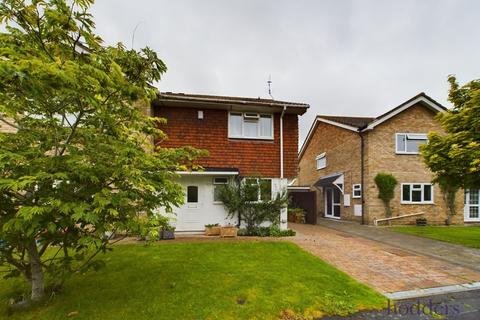 3 bedroom semi-detached house for sale, Meadway Drive, Addlestone, Surrey, KT15