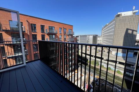 2 bedroom apartment to rent, Shadwell Street, Birmingham B4