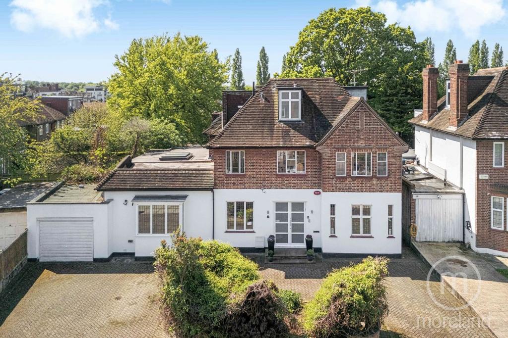 Arden Road, London N3 6 bed detached house for sale £2,400,000