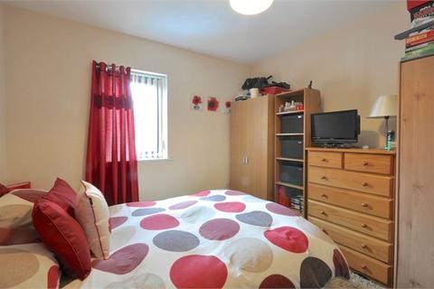 1 bedroom apartment to rent, The Decks, Runcorn, WA7