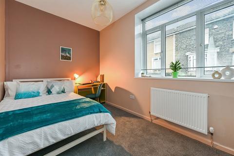 undefined, Wood Road, Pontypridd