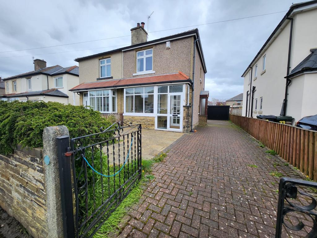 31 Westwood Avenue, Bradford, BD2 2 NJ