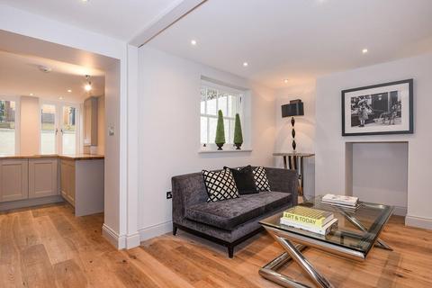 1 bedroom flat for sale, Cunningham Place, St Johns Wood