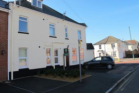 3 bedroom flat to rent, Stewart Road, Bournemouth,