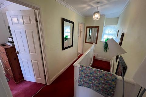 19 Mill Street, Tonyrefail, Porth, CF39 8AB