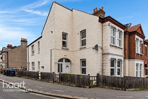 2 bedroom apartment for sale, Hythe Road, Thornton Heath