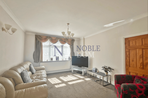 4 bedroom semi-detached house for sale, Hounslow, TW4