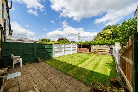 49 Idmiston Square, Worcester Park, KT4 7SX