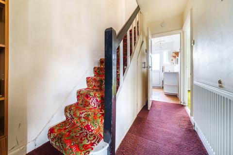 49 Idmiston Square, Worcester Park, KT4 7SX