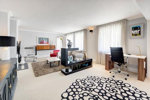 3 bedroom apartment for sale, Clarges Street, Mayfair, London, W1J