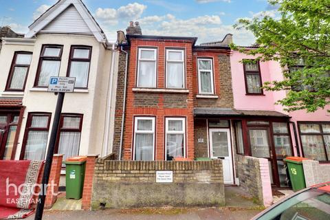 3 bedroom terraced house for sale, Oakfield Road, London