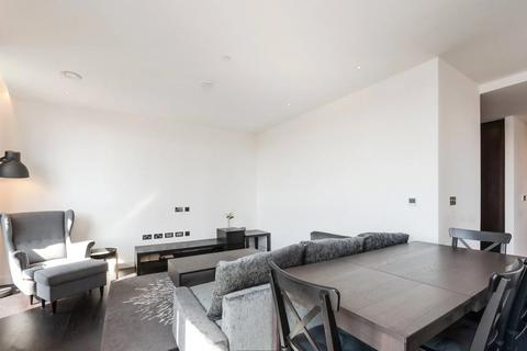 2 bedroom flat to rent, Ponton Road, London SW11