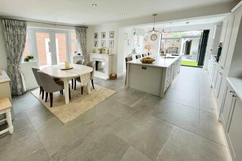 5 bedroom detached house for sale, Wavell Way,, Saighton, Chester, Cheshire, CH3