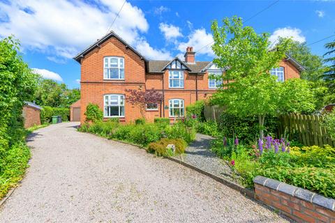 3 bedroom semi-detached house for sale, Newton Harcourt LE8