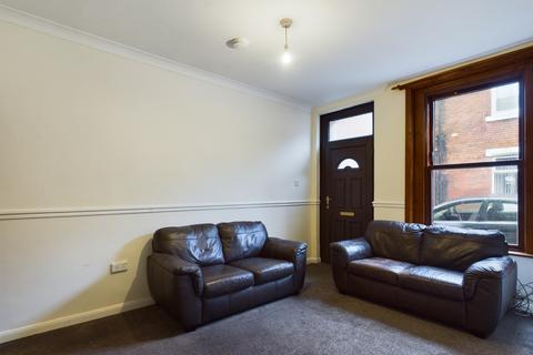 2 bedroom terraced house to rent, South Street, City Centre, Carlisle, CA1