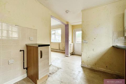 3 bedroom semi-detached house for sale, 11 South Ave, Rhyl, Denbighshire LL18 1HU