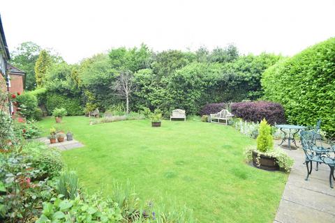 1 bedroom apartment for sale, Chesham Road, Amersham, Bucks, HP6