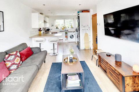 1 bedroom flat for sale, Brighton Road, London