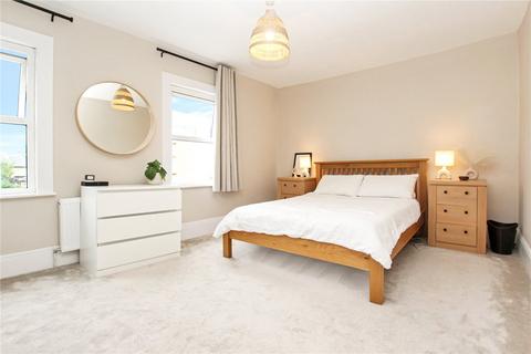 4 bedroom terraced house for sale, Parkdale Road, London, SE18