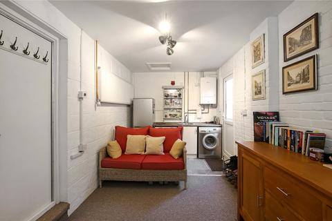8 Cloverbank, Kings Worthy, Winchester, SO23 7TP