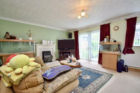 3 bedroom semi-detached house for sale, Pinewood Close, Beaumont Leys, Leicester, LE4