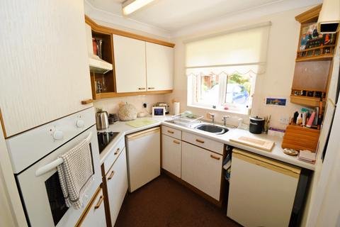 1 bedroom retirement property for sale, Ground Floor Flat at Hart Dene Court, Bagshot