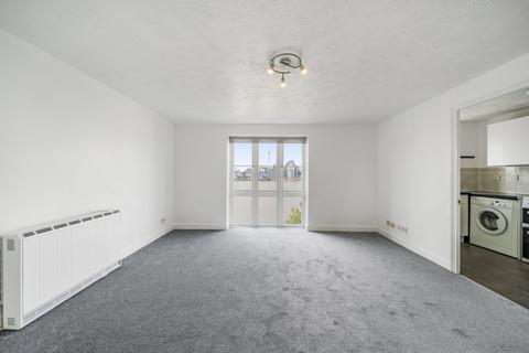 1 bedroom flat to rent, Harlinger Street London SE18