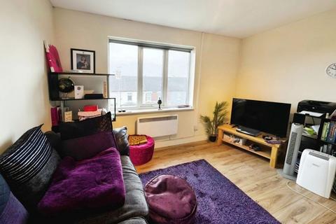 1 bedroom flat for sale, Colbourne Street, Swindon, SN1 2HB