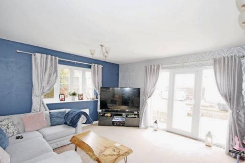 4 bedroom detached house for sale, Masons Close, Haverhill CB9