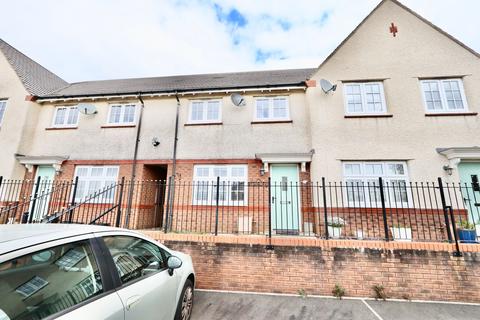 2 bedroom terraced house to rent, Manor View, Trelewis, CF46