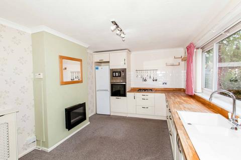 3 bedroom semi-detached house for sale, Bainbridge Road, Bolsover, S44