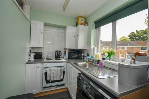 2 bedroom flat for sale, Bradford Avenue, Wallsend