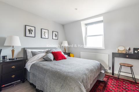 2 bedroom flat to rent, Mitcham Road Tooting SW17