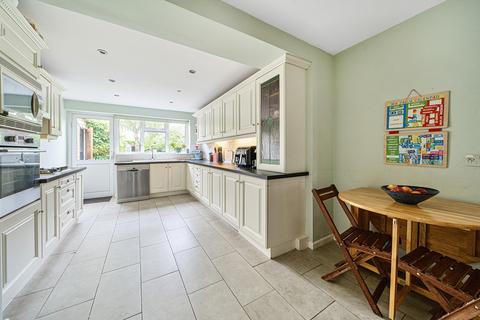 65 Hazell Way, Stoke Poges, Slough, SL2 4DG