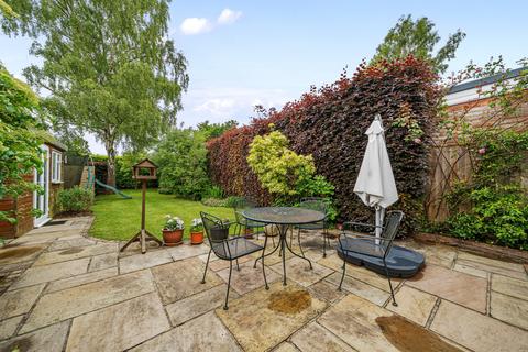 65 Hazell Way, Stoke Poges, Slough, SL2 4DG