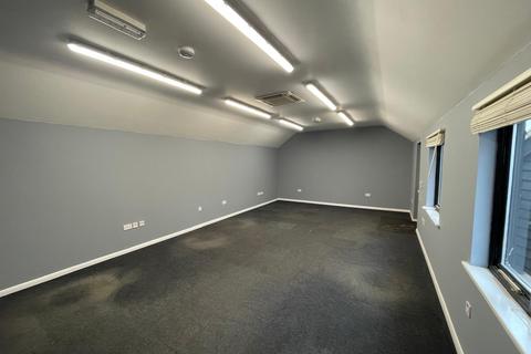 Office to rent, Brentwood