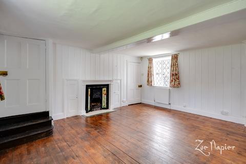 undefined, Ongar