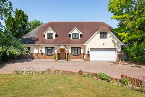 5 bedroom detached house for sale, Fetcham